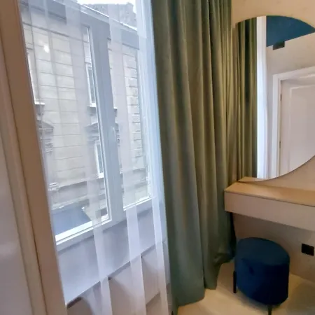 однокімнатна студіо на площі ринок